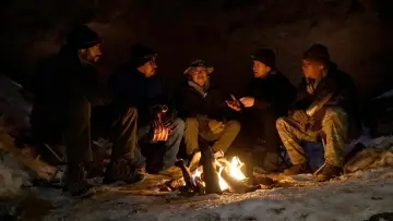 Задник к сериалу "За пределами ранчо Скинвокер" #1601594