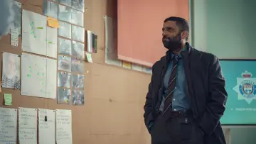 Задник к сериалу "Единожды солгав" #1378518