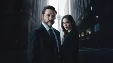 Задник к сериалу "Закон и порядок Торонто: Преступный умысел" #1356108
