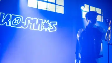 Задник к сериалу "Milo" #1387295