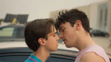Задник к сериалу "Single, Out" #1608132