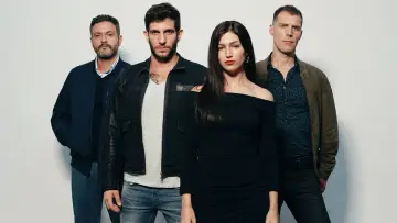 Задник к сериалу "Тело в огне" #1448688
