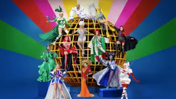 Задник к сериалу "RuPaul