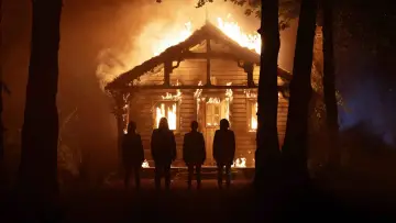 Задник к сериалу "Как попасть в рай из Белфаста" #1481839