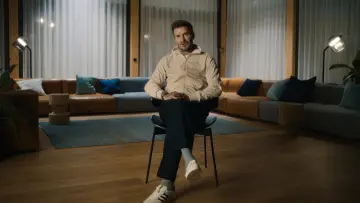 Задник к сериалу "Sneaker Wars: Adidas V. Puma" #1434676