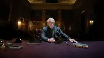 Задник к сериалу "007: Дорога к миллиону" #1477345