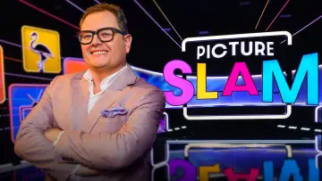 Задник к сериалу "Alan Carr