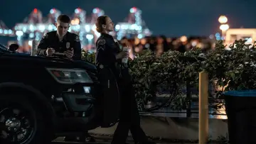 Задник к сериалу "На вызове" #1431991