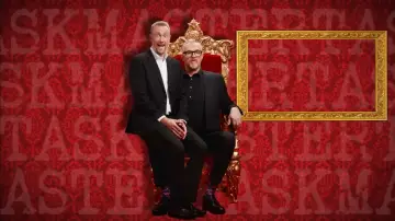 Задник к сериалу "Taskmaster Bonus Material" #1602203