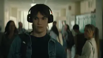 Задник к сериалу "FEM" #1780888