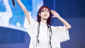 Задник к сериалу "아이유 콘서트 Live Clip" #1602388