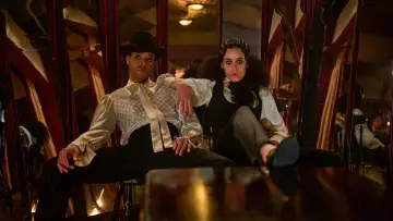 Задник к сериалу "Крутые девчонки" #1802993