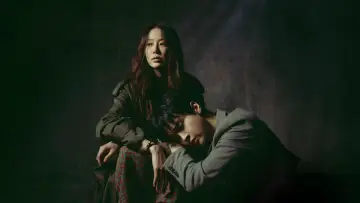 Задник к сериалу "Королева богомолов" #1485912