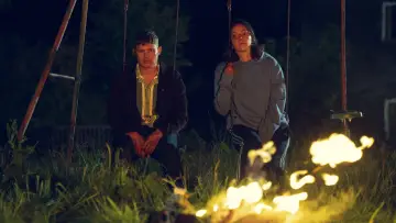 Задник к сериалу "Убегай!" #1474548