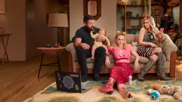 Задник к сериалу "У Марго проблемы с деньгами" #1346296