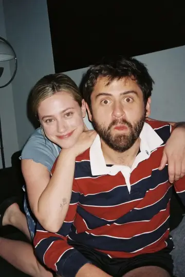 Постер к сериалу "Хэл и Харпер" #1486558