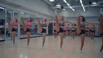 Задник к сериалу "Любимицы Америки: чирлидеры Dallas Cowboys" #1549054