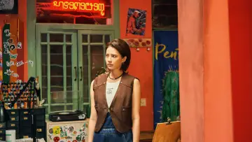 Задник к сериалу "Побег с Трехсторонних холмов" #1481515