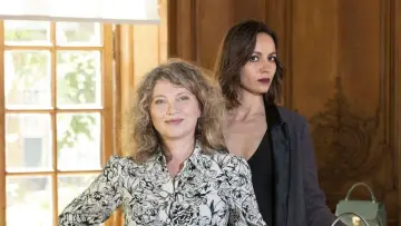 Задник к сериалу "Made in France" #1672957