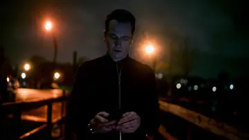 Задник к сериалу "Чудовище внутри меня" #1348772