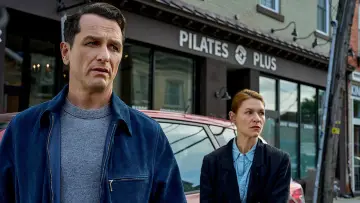 Задник к сериалу "Чудовище внутри меня" #1348777