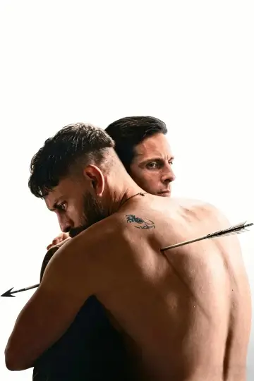 Постер к сериалу "Получеловек" #1362795