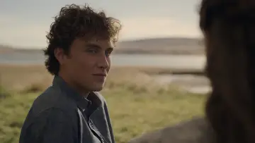 Задник к сериалу "К востоку от рая" #1600369