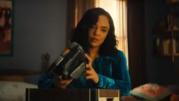 Задник к сериалу "Его и ее" #1347046