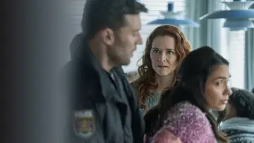 Задник к сериалу "Убийства под омелой" #1481346