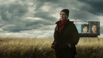 Задник к сериалу "В огонь: потерянная дочь" #1506133