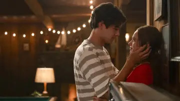 Задник к сериалу "Каждый год после" #1327541