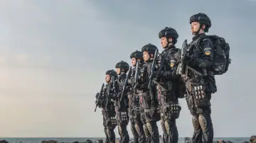 女特警 постер