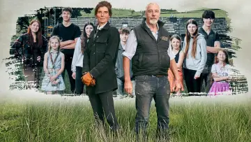 Задник к сериалу "Our Farm Next Door: Amanda, Clive and Kids" #1670585