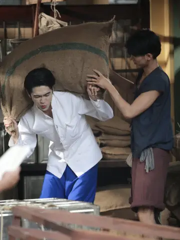 Постер к сериалу "จาฤกรติชา" #1668856