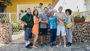 Задник к сериалу "Cosme & Damião: Quase Santos" #1905824