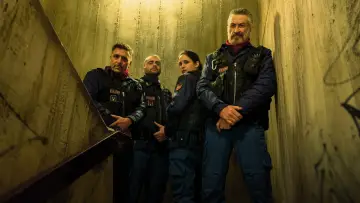 Задник к сериалу "Общественные беспорядки" #1487713