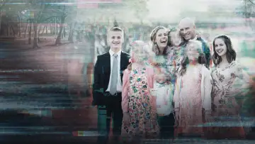 Задник к сериалу "Дьявол в семье: Падение Руби Франке" #1508072