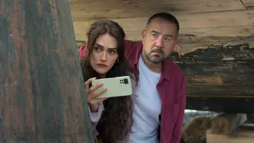 Задник к сериалу "Жизнь на кону" #1507918