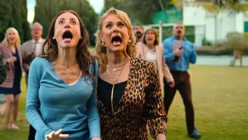 Задник к сериалу "Добро пожаловать в семью" #1495284