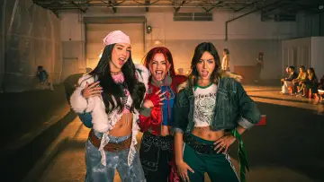 Задник к сериалу "Playback: Una somos dos" #1554260