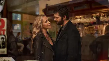 Задник к сериалу "Микстейп" #1493915
