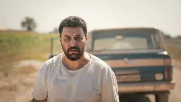 Задник к сериалу "وحشی" #1557612