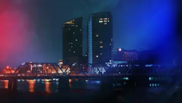 Задник к сериалу "All Access PD: Grand Rapids" #1672405