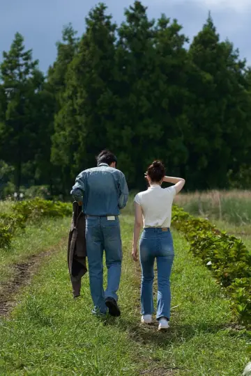 Постер к сериалу "Лучше поздно, чем одной" #1472019