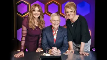 Задник к сериалу "Celebrity Puzzling" #1670468