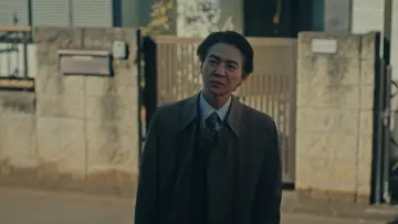 Задник к сериалу "Дорожные знаки в ночи: Дело одного подозреваемого" #1735313