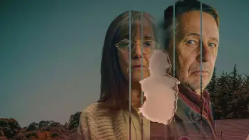 Задник к сериалу "Кто-то должен знать" #1481148