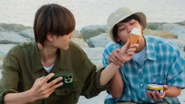 Задник к сериалу "修学旅行で仲良くないグループに入りました" #1392829