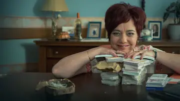 Задник к сериалу "Bróker Marcsi" #1671801