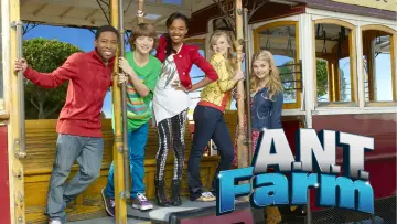 Задник к сериалу "A.N.T. Farm" #1391554